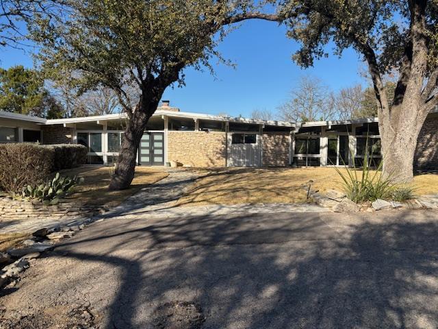 property at 3400 Stoneridge Rd