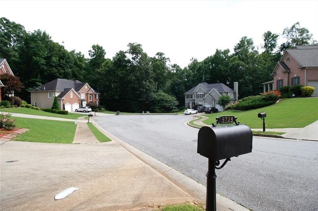 3723 Mossbrook Terrace in Suwanee, GA - Building Photo - Building Photo