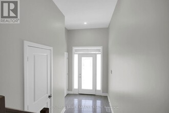 2029 Allegrini Ter in Ottawa, ON - Building Photo - Building Photo