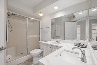 3930 Leeward Passage Ct, Unit #103 in Bonita Springs, FL - Foto de edificio - Building Photo