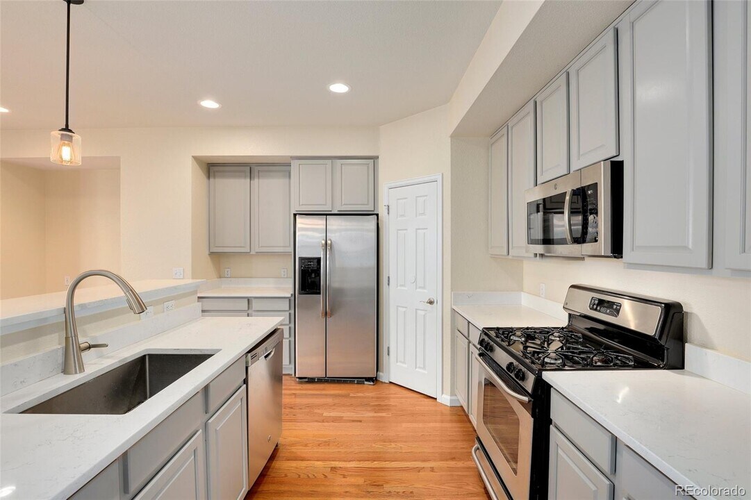 3680 S Beeler St, Unit 4 in Denver, CO - Foto de edificio