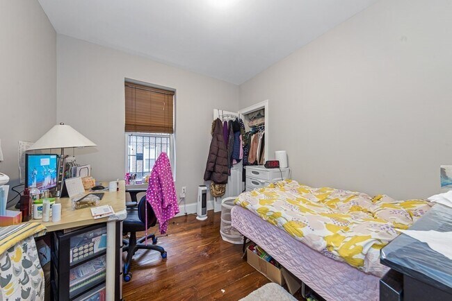 16 Sewall St, Unit 3 in Boston, MA - Foto de edificio - Building Photo
