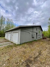 1370 Carat Loop-Unit -#2 in North Pole, AK - Building Photo - Building Photo