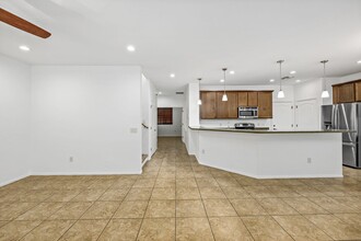 4261 N Golden Ridge Ln in Tucson, AZ - Building Photo - Building Photo