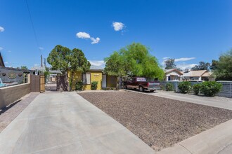 1646 E Indianola Ave in Phoenix, AZ - Building Photo - Building Photo