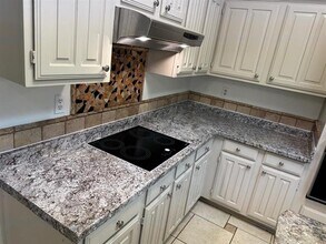 526 Greenwich Ln in Coppell, TX - Building Photo - Building Photo