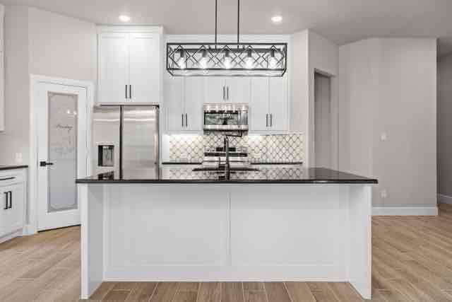 130 W 5th St in Kennedale, TX - Building Photo - Building Photo