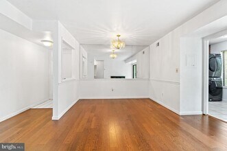 5482 Cedar Ln in Columbia, MD - Building Photo - Building Photo