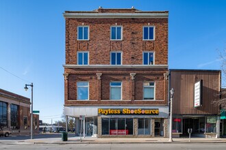 1003 W Historic Mitchell St in Milwaukee, WI - Building Photo - Building Photo