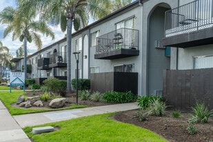 Terre at 989 Peach in El Cajon, CA - Building Photo