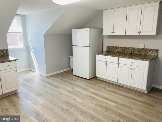 240 W 7th Ave in Conshohocken, PA - Building Photo - Building Photo