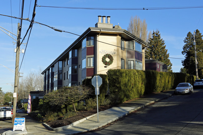 Sandridge Apartments in Seattle, WA - Building Photo - Building Photo