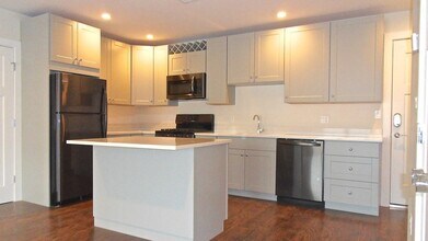 76 Stonley Rd in Boston, MA - Building Photo - Building Photo
