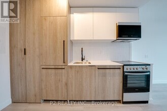 1635 Military Trail in Toronto, ON - Building Photo - Building Photo