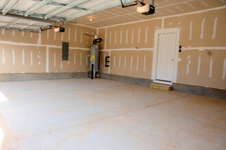 217 Giant Oak Ave in Statesville, NC - Building Photo - Building Photo