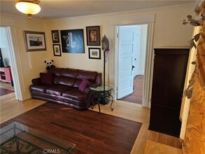 1820 N Bush St, Unit 309 in Santa Ana, CA - Foto de edificio - Building Photo