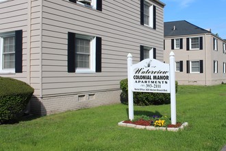 Waterview Colonial Manor Apartments in Portsmouth, VA - Building Photo - Building Photo