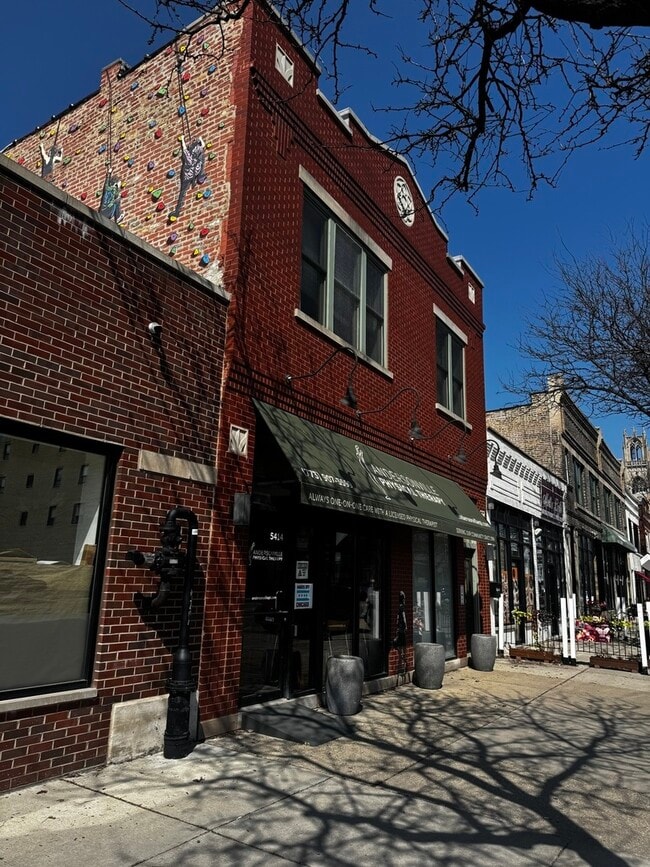 5414 N Broadway in Chicago, IL - Building Photo - Building Photo