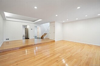 236 Hamlet Dr in Jericho, NY - Building Photo - Building Photo