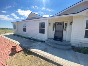 3155 Township Rd in Paso Robles, CA - Building Photo - Building Photo