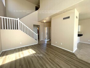 11411 W Yuma St, Unit 4-411 in Avondale, AZ - Foto de edificio - Building Photo