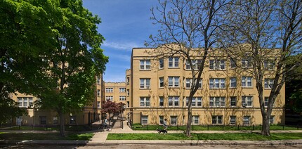 1740 W. North Shore Ave. in Chicago, IL - Building Photo - Interior Photo