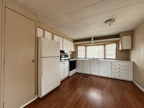 12632 Orange Lk Dr in Thonotosassa, FL - Building Photo - Building Photo