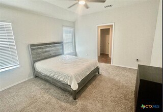 2860 Panther Spg in New Braunfels, TX - Building Photo - Building Photo