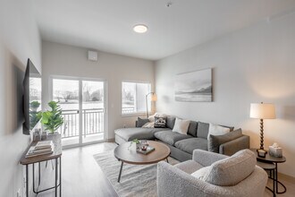 Modern Studio, One-, and Two-Bedroom in Sedro Woolley, WA - Building Photo - Interior Photo