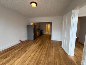 612 Warren St in Hudson, NY - Building Photo - Building Photo