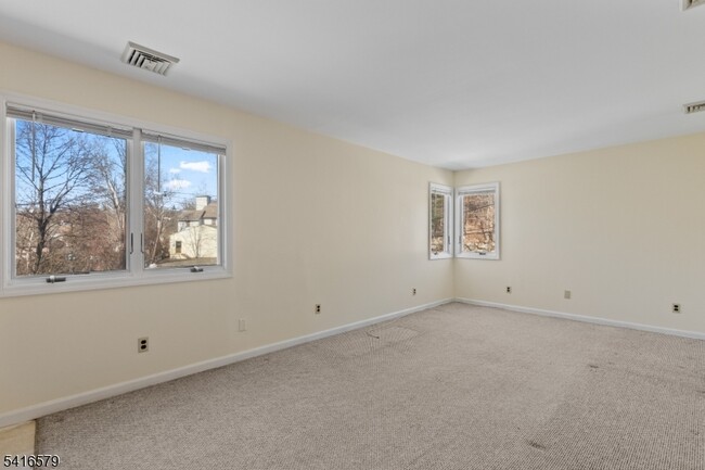 146 Main St in Bloomingdale, NJ - Building Photo - Building Photo