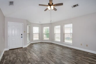 9923 Adina Cove in Olive Branch, MS - Building Photo - Building Photo