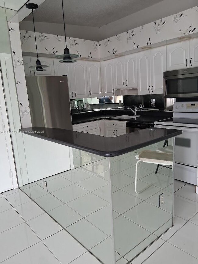 property at 9626 W McNab Rd