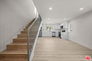 1509 Edris Dr in Los Angeles, CA - Building Photo