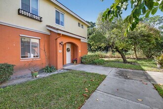 59 SE Palermo in Stuart, FL - Building Photo - Building Photo
