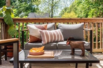 685 Wylie St SE in Atlanta, GA - Foto de edificio - Building Photo