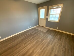 612 E Mc Neil Ave in Hoopeston, IL - Building Photo - Building Photo