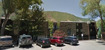 2015 Blake Ave in Glenwood Springs, CO - Building Photo