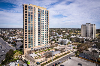 The Broadway in San Antonio, TX - Building Photo - Building Photo