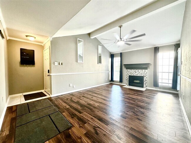 10211 Sugar Branch Dr