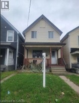 20 Francis St in Hamilton, ON - Building Photo