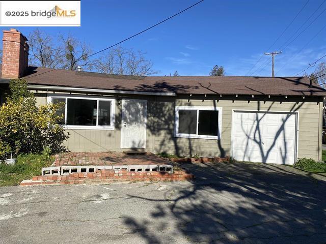 240 Cleaveland Rd in Pleasant Hill, CA - Building Photo - Building Photo