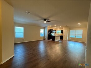 2934 Field Ridge in New Braunfels, TX - Foto de edificio - Building Photo