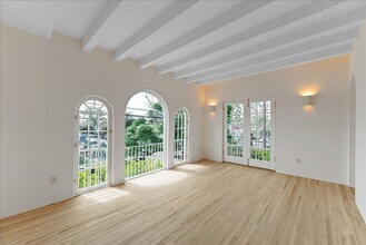 800.5 N Edinburgh Ave in Los Angeles, CA - Building Photo - Building Photo