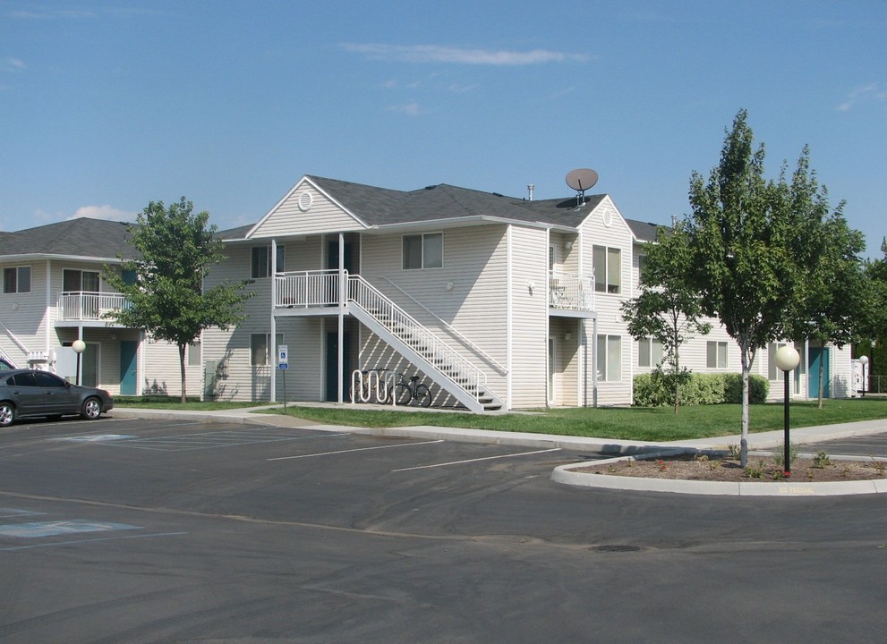 Northparke Apartments in Mountain Home, ID - Building Photo