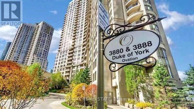3880 Duke of York Blvd in Mississauga, ON - Building Photo - Building Photo