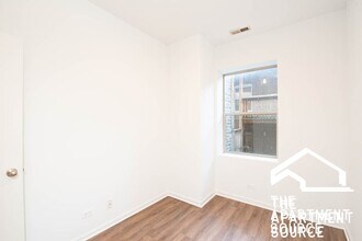 5054 N Winthrop Ave in Chicago, IL - Building Photo - Building Photo