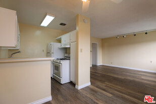 1295 Federal Ave in Los Angeles, CA - Building Photo