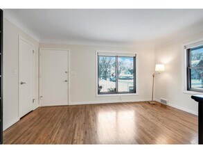 5101 Zenith Ave S in Minneapolis, MN - Building Photo - Building Photo