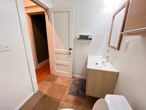 3021 Van Buren Pl in Los Angeles, CA - Building Photo - Building Photo